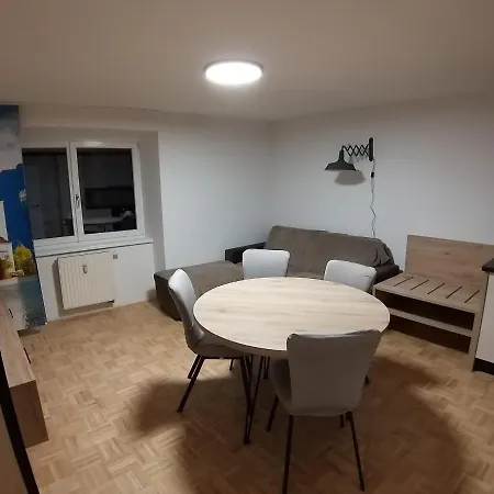Modern Apartment, Full Kitchen, For 6 Apartment