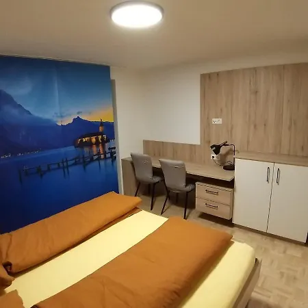 Modern Apartment, Full Kitchen, For 6 Apartment